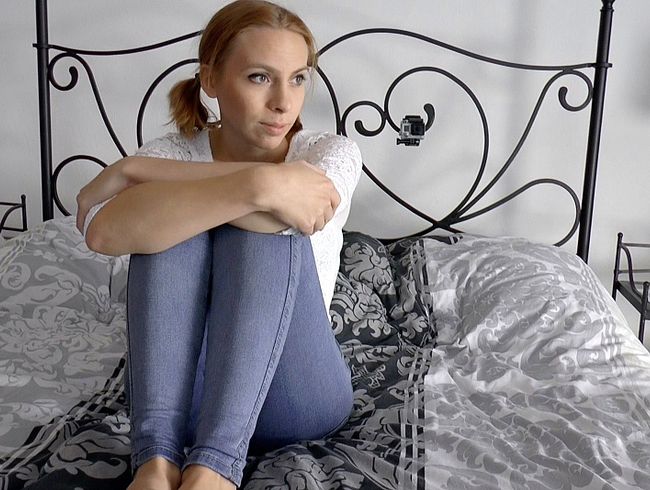 Erster Kuschelsex mit Mädchen von nebenan - Sein Schwanz ist zu groß, der passt da gar nicht rein!